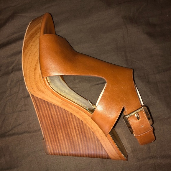 Michael Kors wedges - Picture 2 of 4